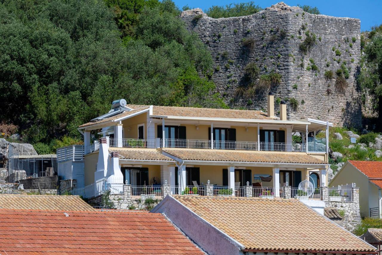 Solaris Methea- Luxury Central Villa By The Castle Kassiopi Exterior foto